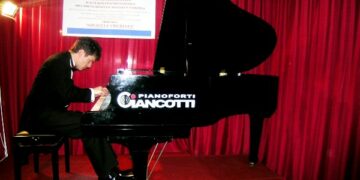 Konstantin Lapshin apre stagione concertistica societa’ Beethoven