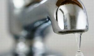 In contrada Margherita a Crotone manca ancora l’acqua