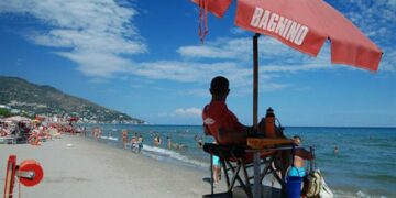 Aperte le iscrizioni per il ‘Corso di Bagnino’ a Ciro’ Marina