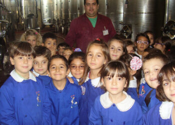 Scolaresca in visita d’istruzione presso la tenuta Iuzzolini