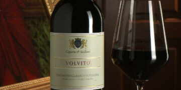 Il Vino Cirò Rosso di Caparra & Siciliani, “vino dell’eccellenza” per la guida “I vini d’Italia 2013” de “l’Espresso”