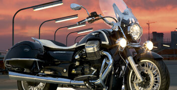 California 1400, in sella alla nuova Guzzi