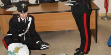 Droga, giovane crotonese arrestato per spaccio