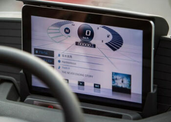 Honda con la Micro Computer sfida Renault Twizy