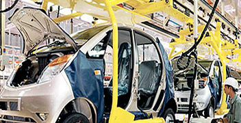 L’auto low cost viaggia lentamente