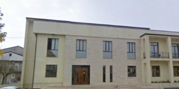 Dimessi 7 consiglieri comunali a Scandale