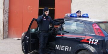 Droga nascosta nei barattoli di vernice