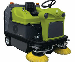 Esposizione macchine spazzanti dell’Akrea