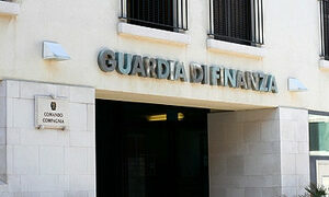 Bando per 16 tenenti effettivi nella Guardia di Finanza