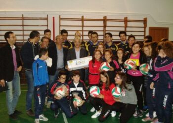 Il volley va a scuola