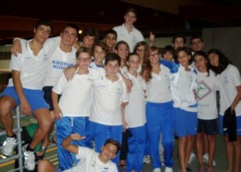Nuoto, 37 medaglie ai crotonesi al Meeting ‘Coppa d’inverno’