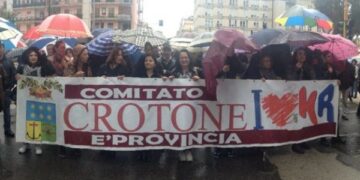 Taglio Province, Consiglio Giovani alla manifestazione di Crotone