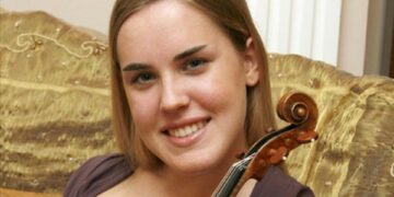 La violinista Masha Diatchenko in concerto a Crotone