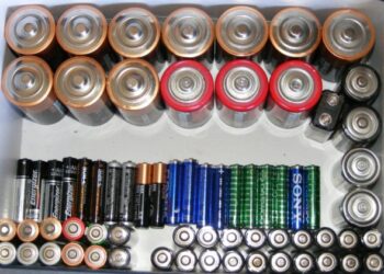 Raccolta pile usate nelle scuole