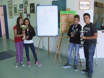 Gli alunni premiati, da sinistra Cantelmo, Falzetta, Faiella e Pirito