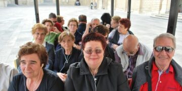 Soggiorno anziani, esperienza arricchimento