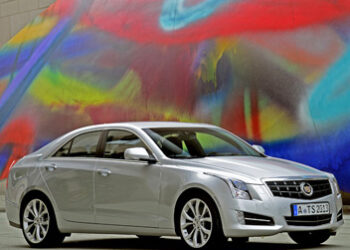 Al volante della Cadillac Ats