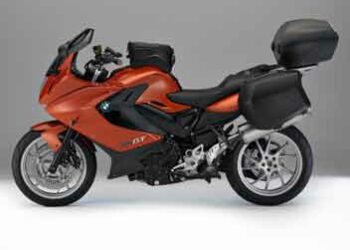 Bmw F800GT, da febbraio a 10.900 euro