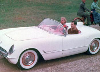 Chevrolet Corvette, 60 anni di un’icona americana