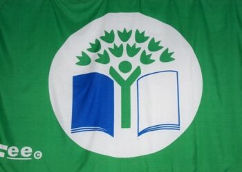 Ambiente, scuola Casopero premiata con la Bandiera Verde