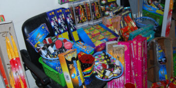 Vendeva botti di Capodanno per le vie della citta’