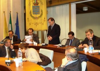 Centrale Enel, trovare soluzioni