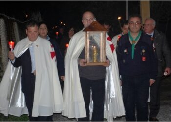 La ‘Luce della Pace’ arriva a Ciro’ Marina