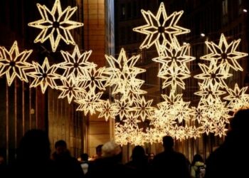 Feste, si accende il natale di Strongoli