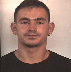 Evade dagli arresti domiciliari, arrestato rumeno 24enne