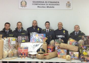 Maxi sequestro botti illegali