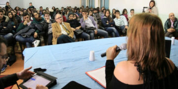 Il mondo accademico spagnolo in visita ai musei di Cirò