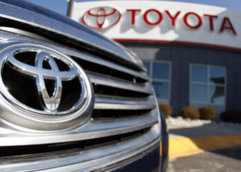 Toyota è di nuovo il primo costruttore del mondo