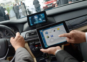 Infotainment e audio targato Harman a bordo di Bmw Serie 3 e Chrysler Viper