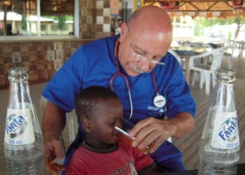 Antonio Amoruso in missione in Africa