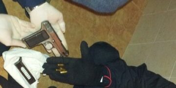 Detenzione abusiva di arma clandestina, in manette manovale