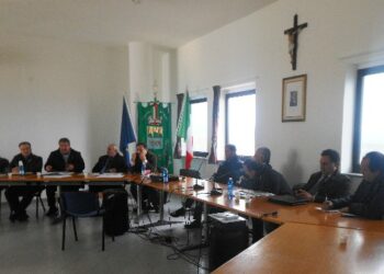 Emergenza rifiuti, sindaci in protesta sulla 106