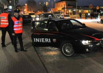 Inseguimento notturno dei Carabinieri per le vie cittadine