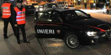 Inseguimento notturno dei Carabinieri per le vie cittadine