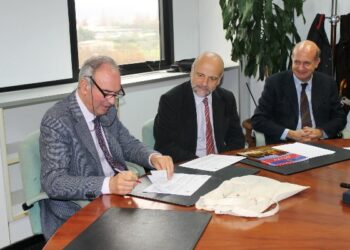 Firmata convenzione tra Unical e Universita’ spagnola