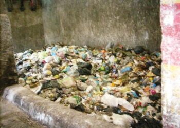 Emergenza rifiuti, la misura e’ colma