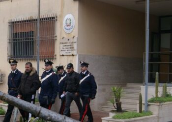 Estorsione a villaggio turistico, in manette padre e figlio