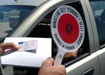 Arriva la nuova patente europea, tutte le novita’