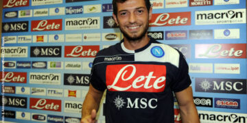 Catania, idea Dzemaili per la mediana. Per il reparto offensivo c’è Lopez