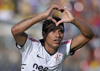 Inter, tutto su Paulinho