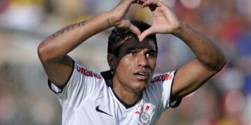 Inter, tutto su Paulinho