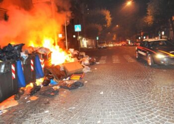Incendio di rifiuti, maggiori controlli delle forze dell’ordine