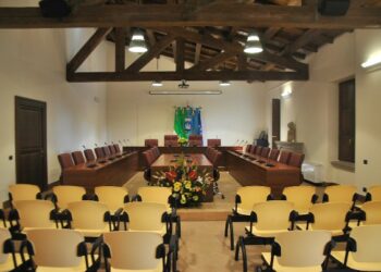 Inaugurazione Aula consiliare a Isola