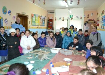 Bambini in visita al Centro diurno ‘Matteo 25’