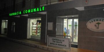 Apre i battenti la farmacia comunale di Ciro’ Marina
