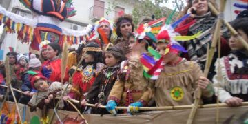 Sfilata dei carri di Carnevale a Ciro’ Marina